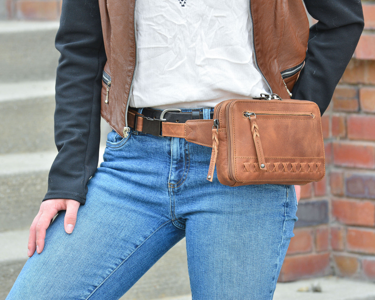 CONCEALED CARRY KAILEY LEATHER PURSE PACK